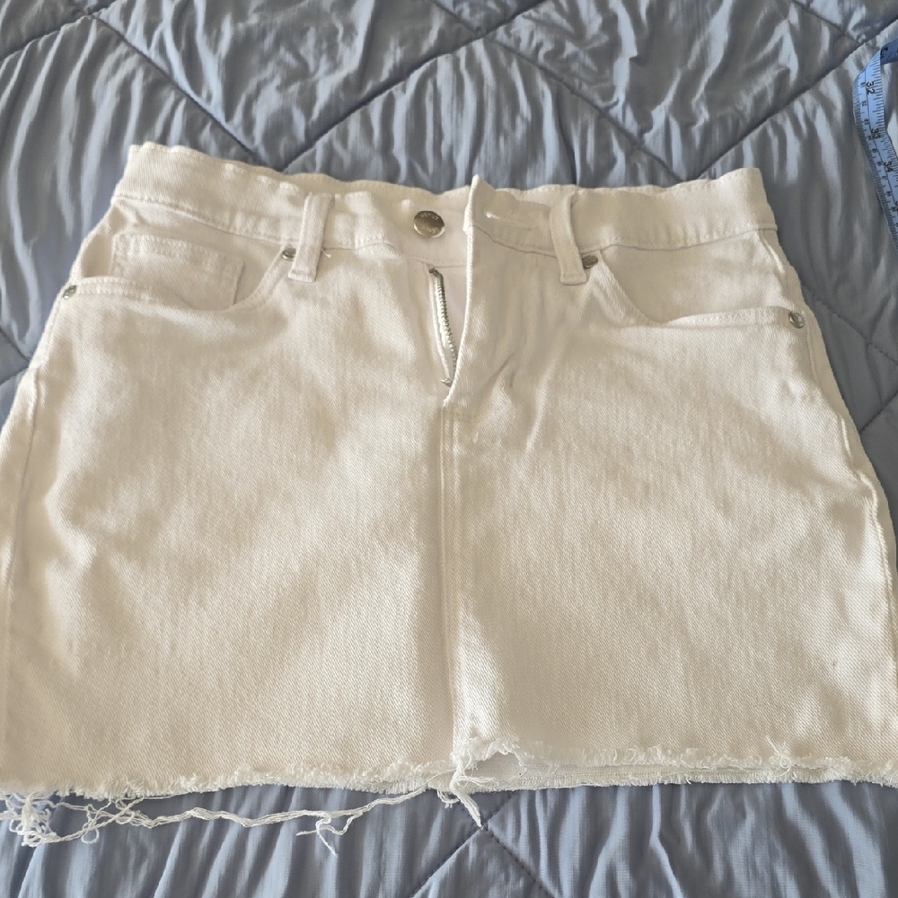 VENUS Classic White Mini Skirt Sz 2.